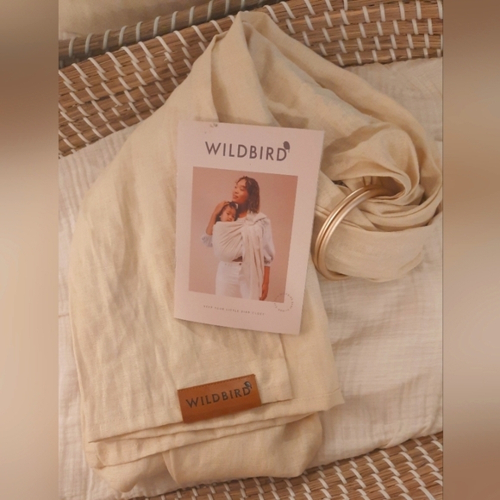 WildBird NWOT Linen Sparrow Ring Sling Carrier in Cream